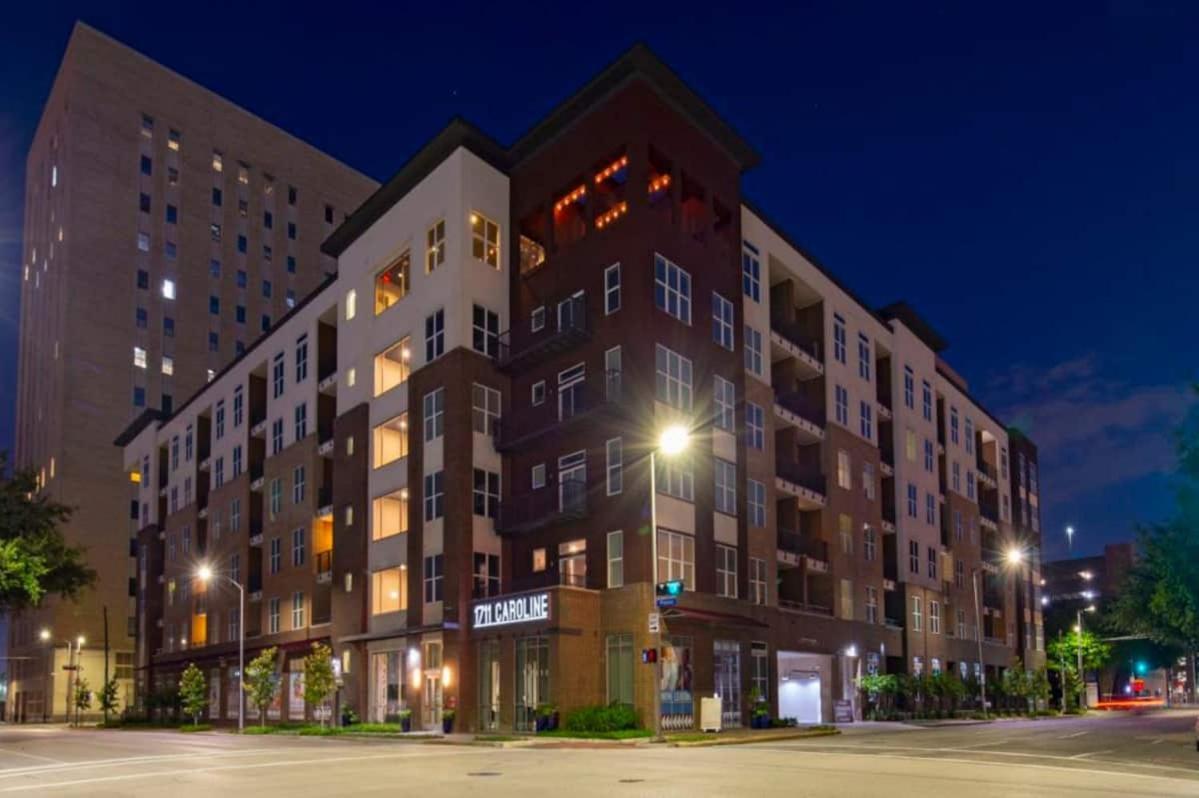 Downtown Apt Free Parking - Pool - Gym - Fully Kitchen Houston Kültér fotó
