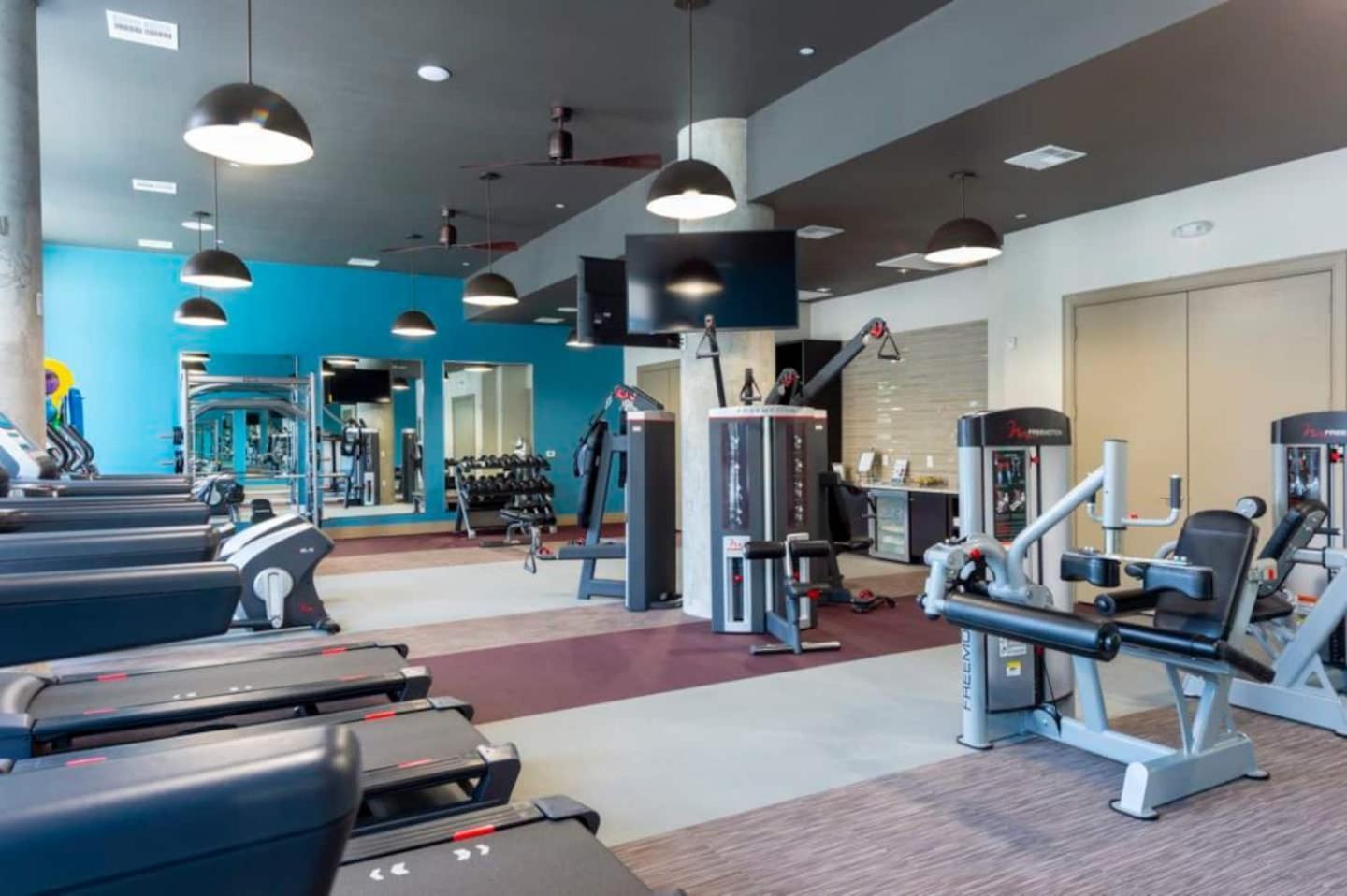 Downtown Apt Free Parking - Pool - Gym - Fully Kitchen Houston Kültér fotó